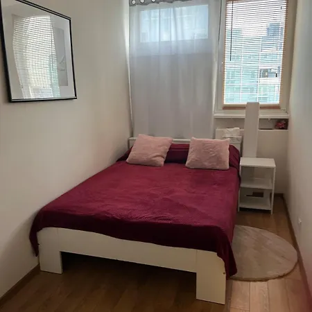 Apartment Z Widokiem Pereca 2 Warsaw